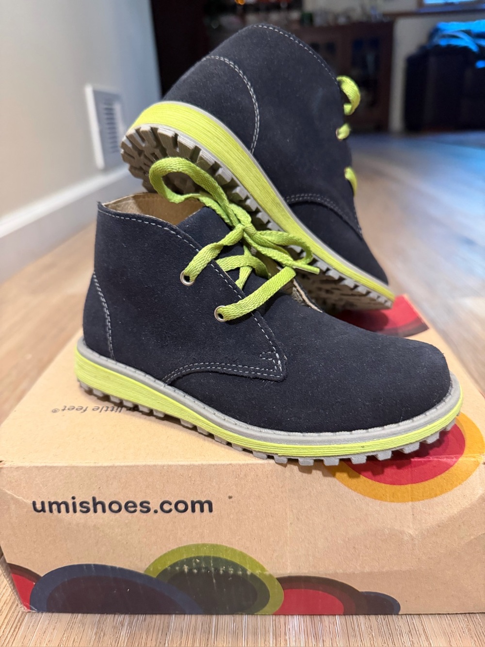 Umi Kids Hectorr Premium Suede Boots Shoes Size 10.5 Kids US, EU 28, NIB